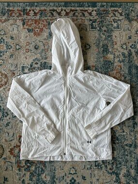 Under Armour Women’s Lightweight Jacket